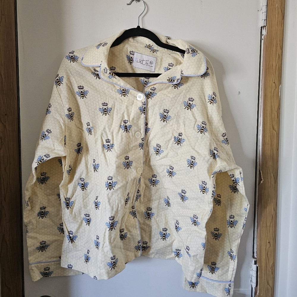 Cat's Pajamas Bee NWT